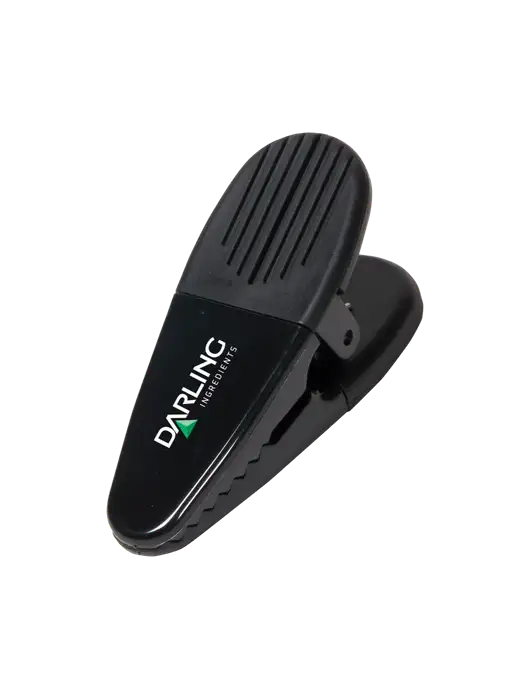Magnetic Black Power Clip w/Darling Ingredients Logo